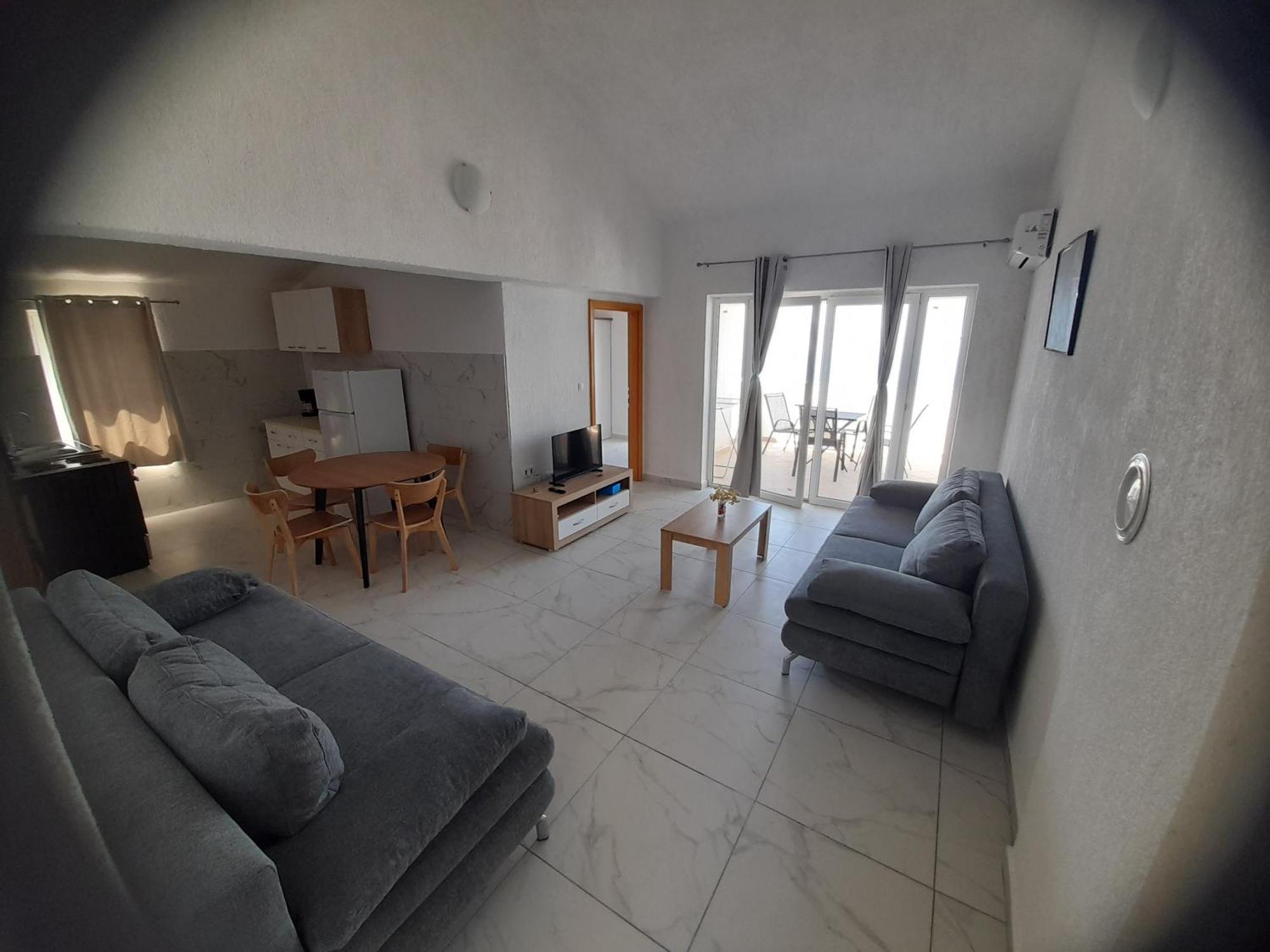 Radica Apartment *